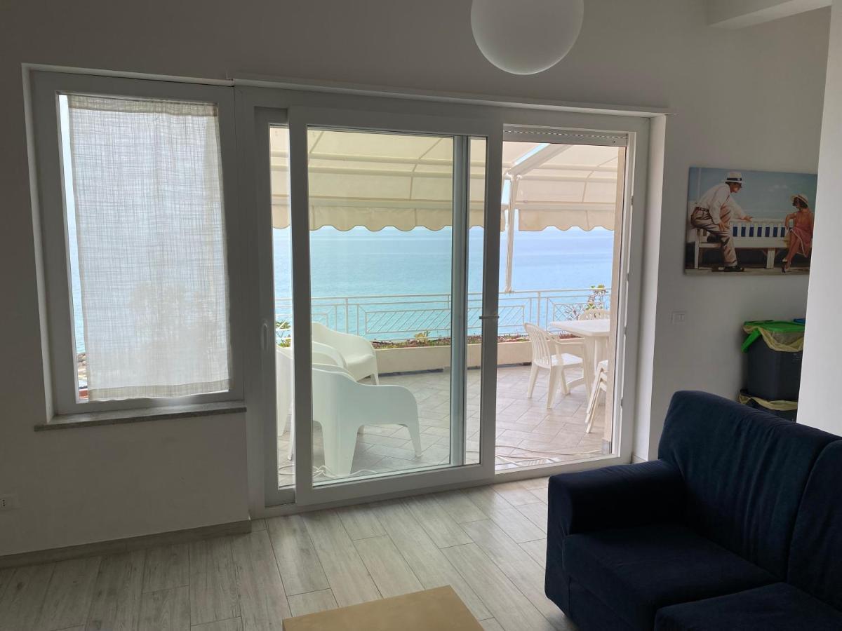 Villa Laura - Sul Mare Pizzo  Eksteriør bilde