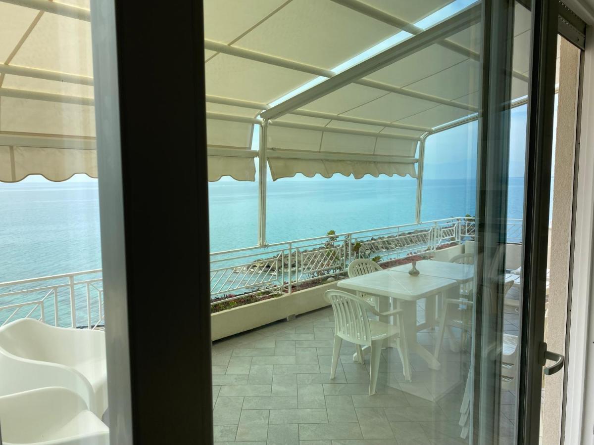 Villa Laura - Sul Mare Pizzo  Eksteriør bilde