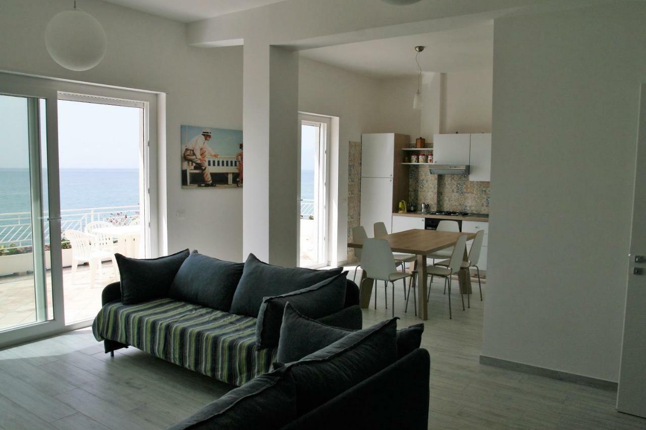 Villa Laura - Sul Mare Pizzo  Eksteriør bilde